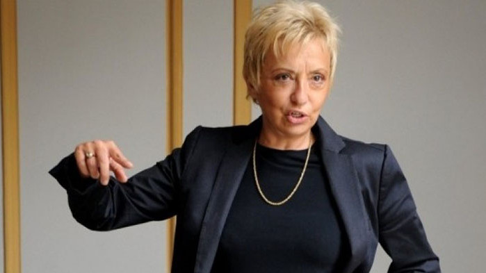 Диана Дамянова вече не обслужва правителството и премиера Кирил Петков,