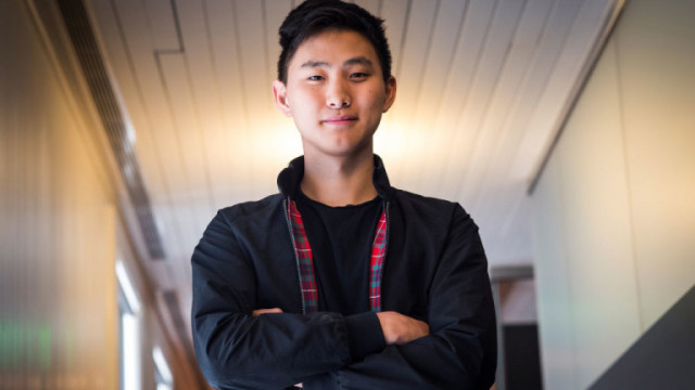 Светът има нов най млад милиардер 25 годишният Александър Уанг израства в