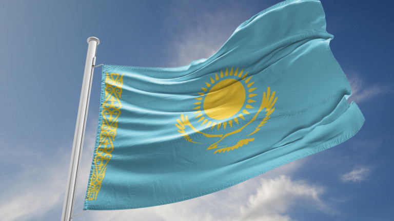 Гласоподавателите в Казахстан подкрепиха конституционните промени, предложени на референдум от президента Касим-Жомарт