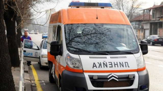 Осемнадесетгодишен младеж зад волана в Леуковит загубил контрол над колата