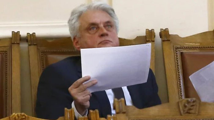 Гаджев: Правителството и Бойко Рашков в частност вече обичат инхауса