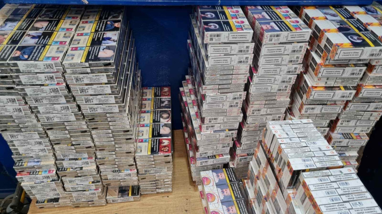 Задържаха 37 600 къса цигари при две проверки на Дунав мост - Русе