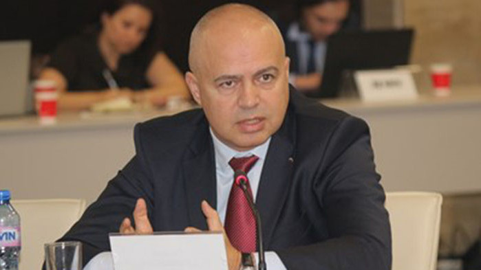 Напускането на заседанието на МС било само подход за прокарване