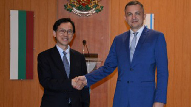 Кметът на Варна Иван Портних се срещна с посланика на Япония