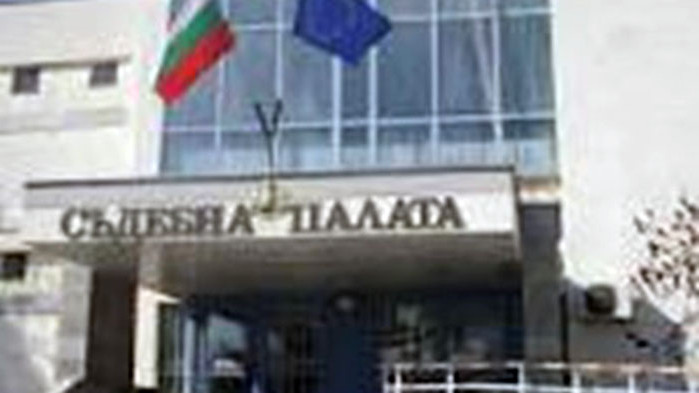 Балчиклия отива на съд, два пъти палил къщата на бившата си съпруга