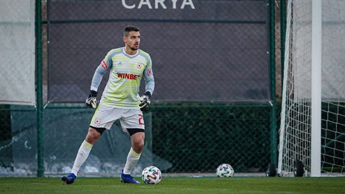 Вратарят на ЦСКА - Димитър Евтимов, е преподписал своя договор