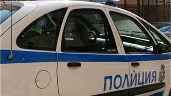 13-годишен краде от частен дом във Вършец
