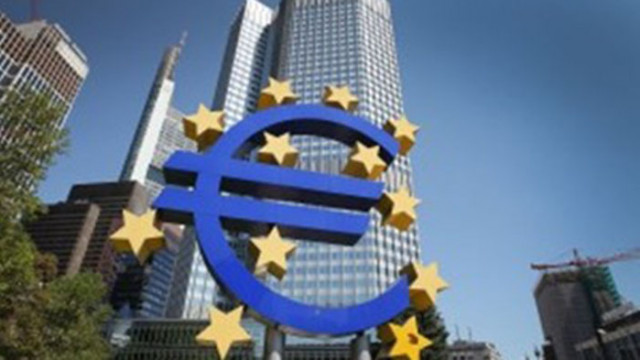 Флаш Барометър: Българи, чехи и шведи - топскпетици за еврото