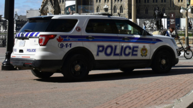 Разследване на полицейските служби в канадската столица Отава доведе до евакуация