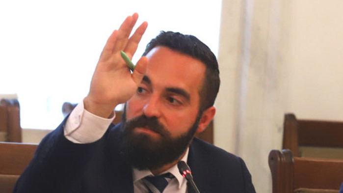 ПП, БСП и ДБ щели да са правителство на мнозинството,