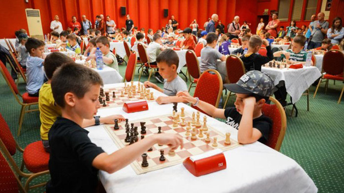 Започна Държавното индивидуално първенство по шахмат за момичета и момчета до 8 и 10 години в Албена