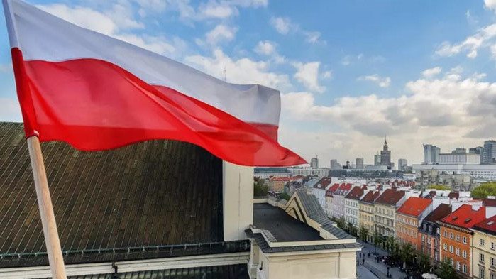 Полският президент Анджей Дуда подписа актуализирания закон за Върховния съд,