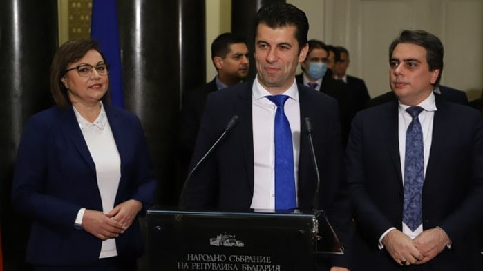 Властта наглее: Праща до телевизиите списъци с имена на анализатори, които не бива да бъдат канени