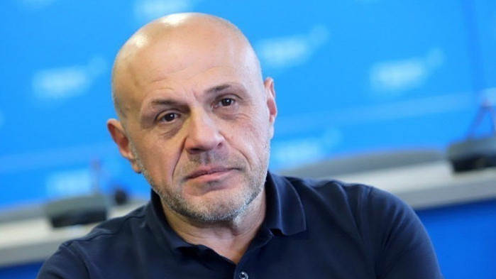 Ако това правителство се занимава с нещо, това е неговото