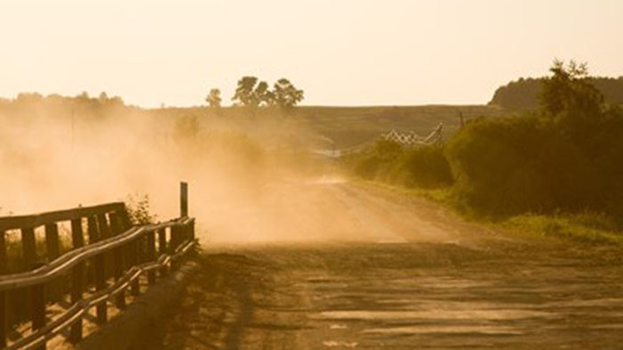 Горещата вълна, която през уикенда тръгна от Испания, вече преминава