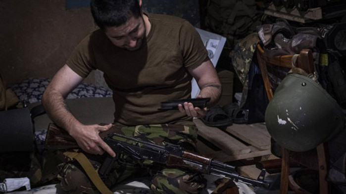 Украинците ще се сражават с лопати, ако нямат оръжие. Това заяви