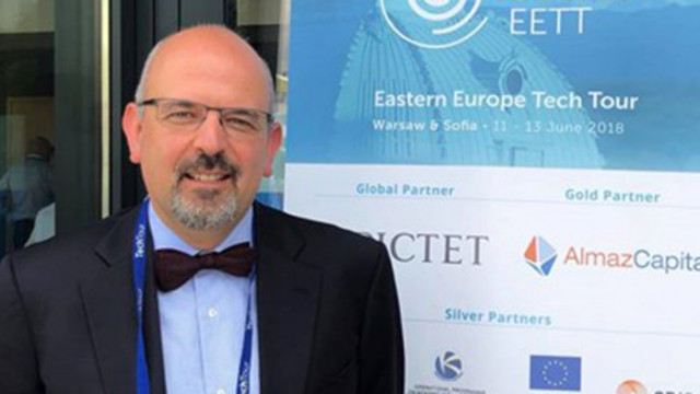 Българската народна банка БНБ работи много активно и има техническата