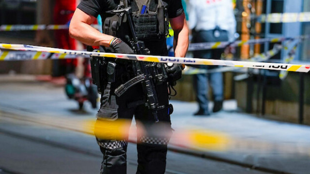 Двама убити и 14 ранени при стрелба в Осло