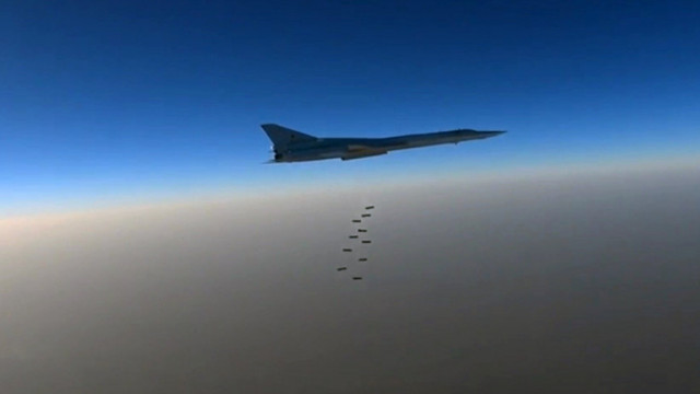 Руски бомбардировачи са изстреляли крилати ракети по Украйна за първи път