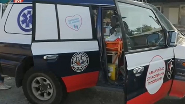 Готова е първата офроуд линейка в България която ще спасява