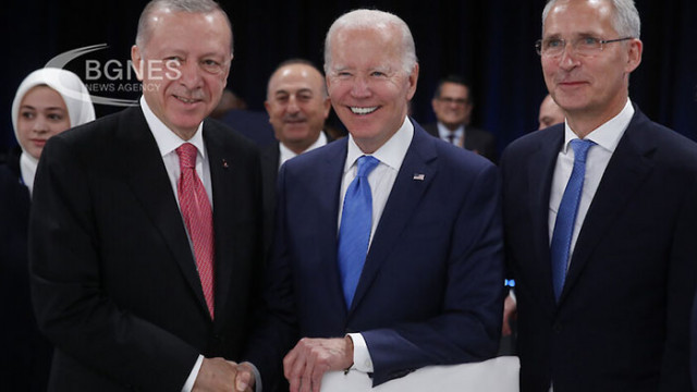 По време на срещата си в Мадрид президентите на Турция