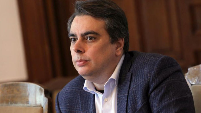 Кирил Петков е задраскан от полето “предложение за министър-председател, което