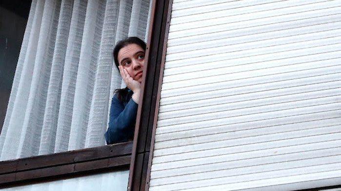 Войната с вируса на Ковид във въздуха е загубена. Две