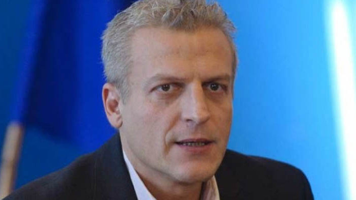 От Фейсбук на Петър Москов: Осем признака, че не те