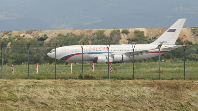 Първият от двата самолета на Руската федерация които трябва да