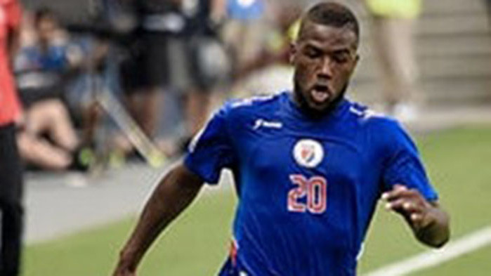 Двама централни нападатели ще представи утре официално ЦСКА. Става въпрос