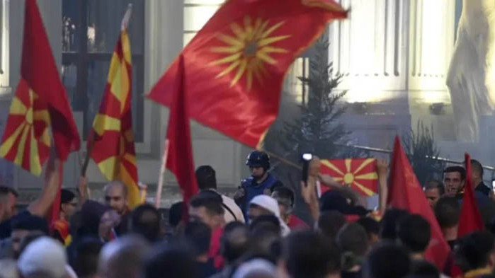 За пета поредна вечер в Скопие се провежда протест, организиран