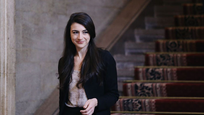 След като преди дни началникът на кабинета на Кирил Петков