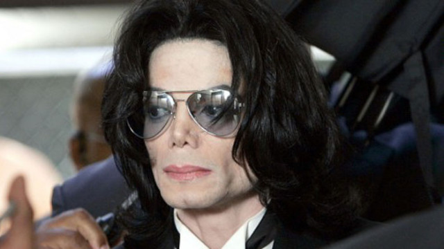 Три ключови песни на Майкъл Джексън бяха премахнати от сайтове
