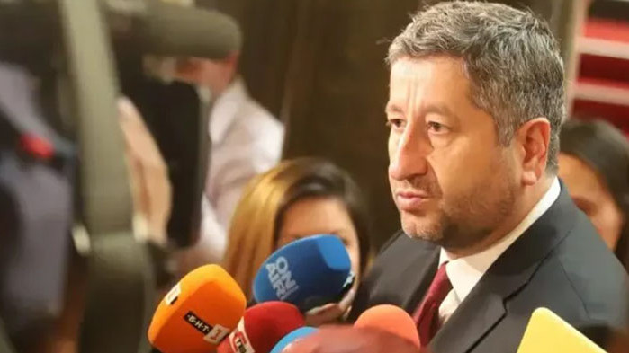 Христо Иванов твърди, че с ДБ още не са коментирани имена на министри