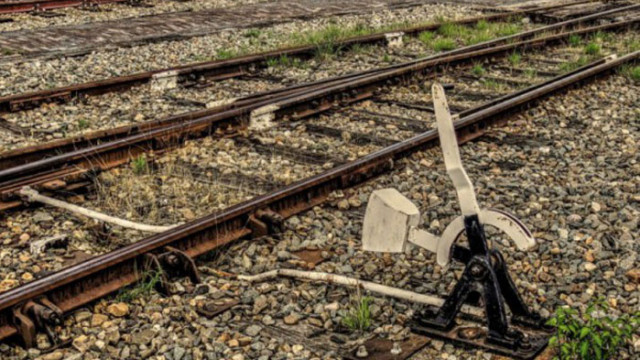 Мъж на 55 години е починал след като е блъснат