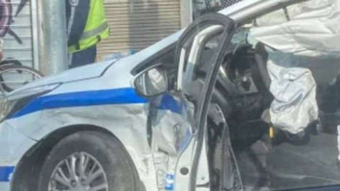 Откриха смачкан автомобил на полицейски началник