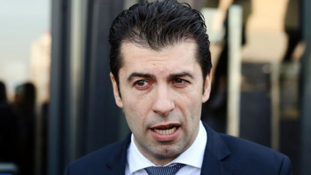 Състоянието на пациента е стабилно… Рубриката Защо г н министър вече