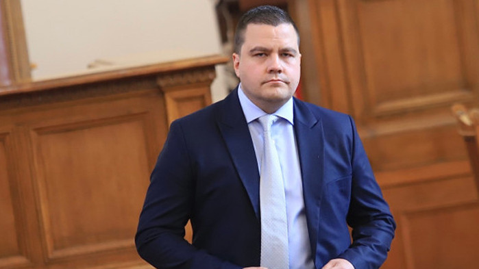 Балабанов: Не е морално Петков или Василев да заемат поста министър-председател