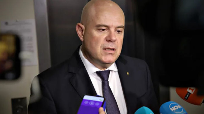 Гешев със становище по антикорупционния закон на ПП - доминират политическите решения