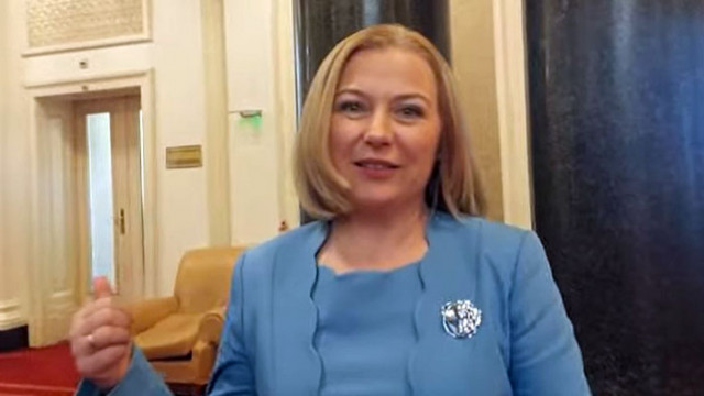 Министърът на правосъдието Надежда Йорданова в гоненица в парламента с