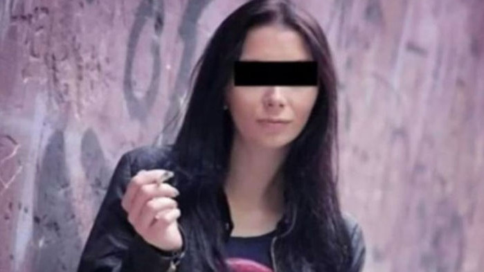 Габриела с 3,77-те промила си търсила кучето, осъждана е за кражба и домашно насилие