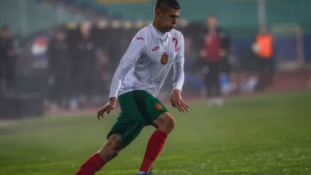 Българският защитник Страхил Попов не може да напусне клуба си