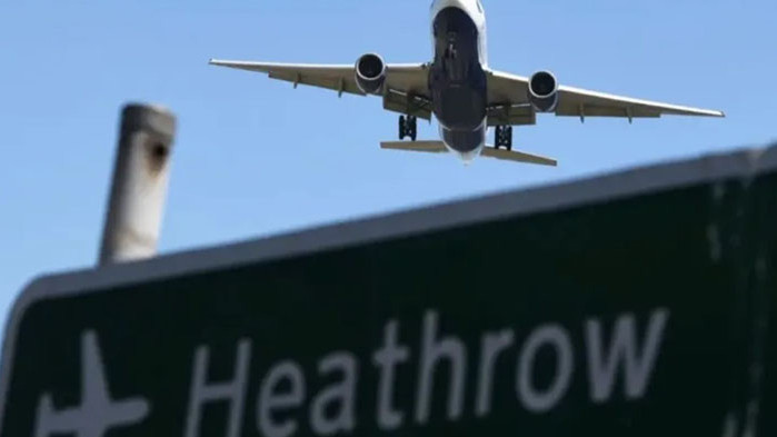 Стачка на служителите, отговарящи за зареждане на самолетите с гориво,