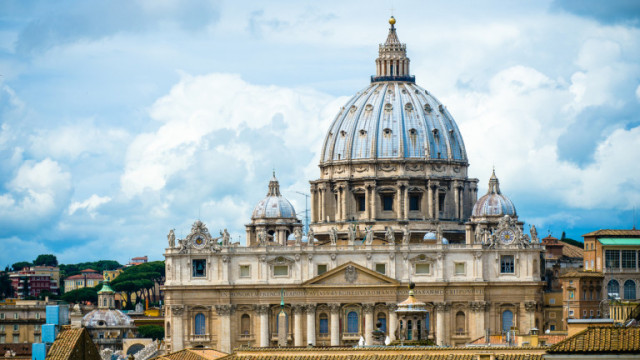 Във вторник Ватиканът одобри нова всеобхватна инвестиционна политика за да гарантира
