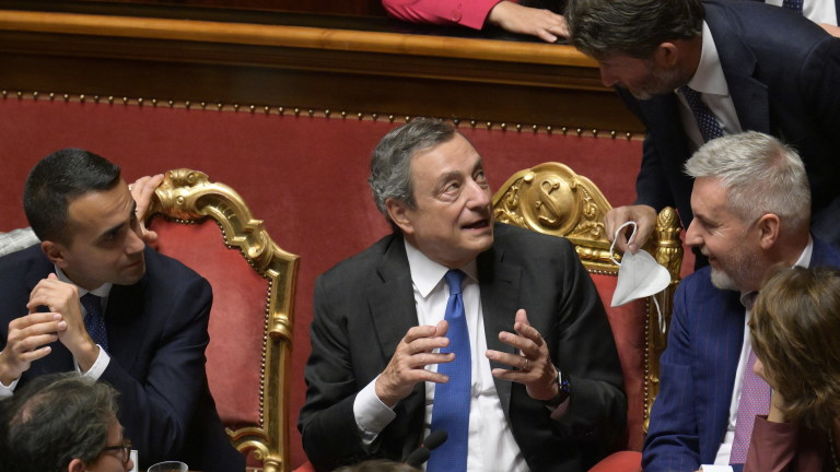 Италианският премиер Марио Драги в сряда спечели вот на доверие в