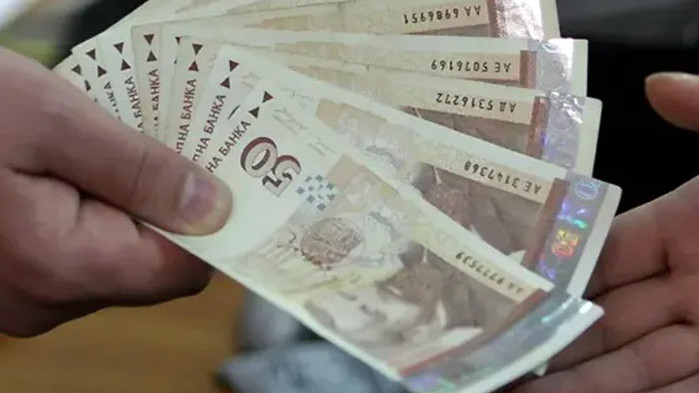 Вдигат с 5% началната учителска заплата Най-малко 1486 лв. ще