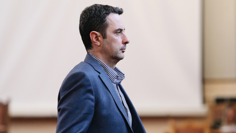 Не съм убеден, че от конструкцията на старата коалиция може