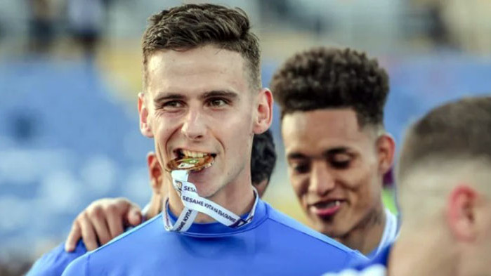 Футболисът на Левски - Илиян Стефанов, е преминал ядрено-магнитен резонанс.