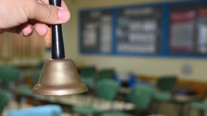 Намаляват продължителността на часовете на учениците от V-VII клас