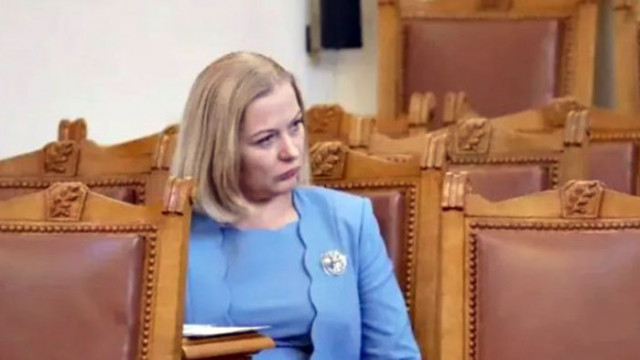 „Труд“: Йорданова прикрива скандални нарушения на шефа на Агенцията по вписванията